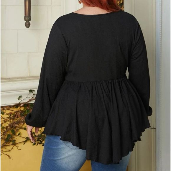 MUST GO!! SHEIN FIT+ Plus Surplice Neck Asymmetrical Hem Tee 24/26 - Picture 4 of 4